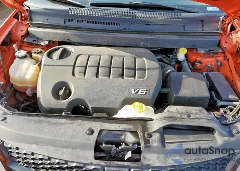 2018 Dodge Journey Crossroad z USA, uszkodzony, nr VIN 3C4PDCGG3JT218249